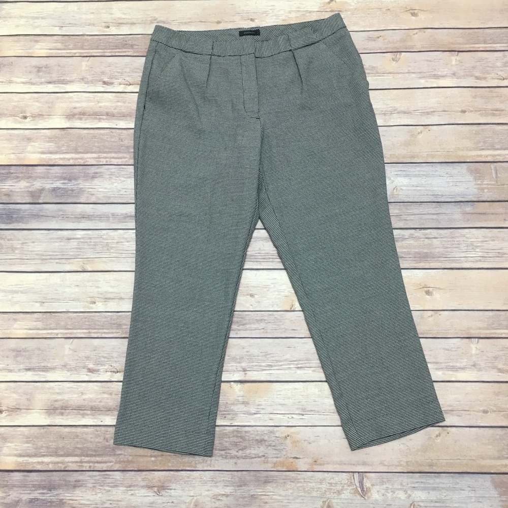 CLOSING CLOSET 🆘 Modern Fit Cropped Dress Pants